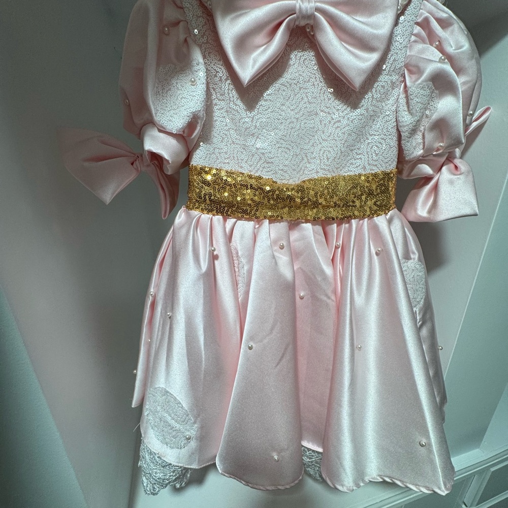 Elegant Pink and Gold Formal Dress with Princess Design